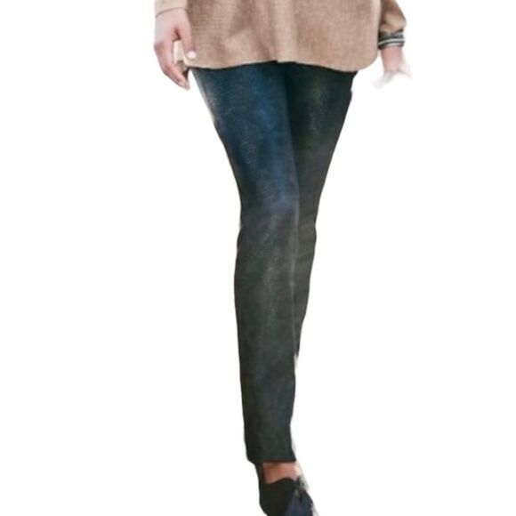 Soft Surroundings Black Foil Python Charlize Ponte Pants size M - Picture 1 of 8